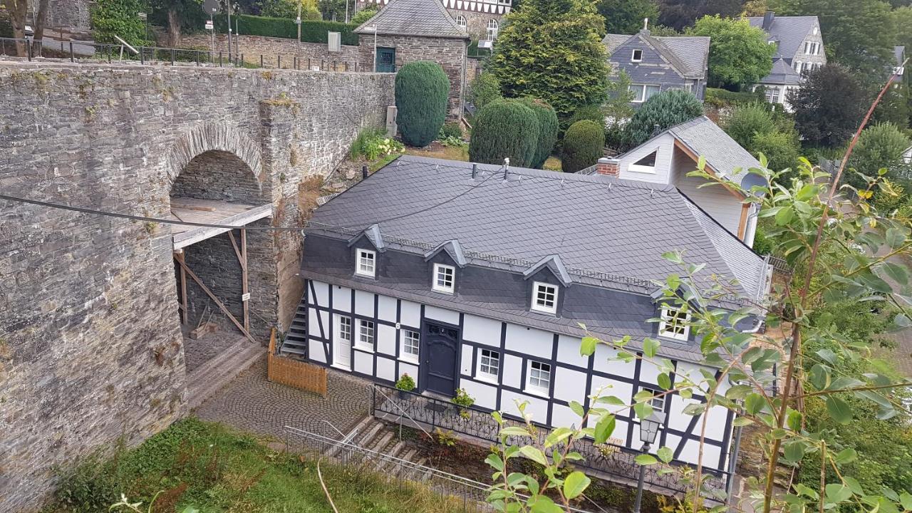 Stachelburg Appartement Monschau Buitenkant foto