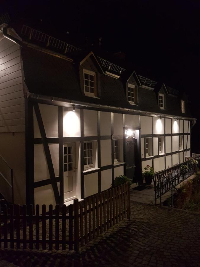 Stachelburg Appartement Monschau Buitenkant foto